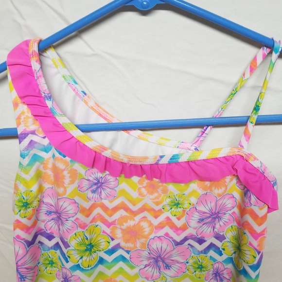 Girls bathing suit - Picture 2 of 4